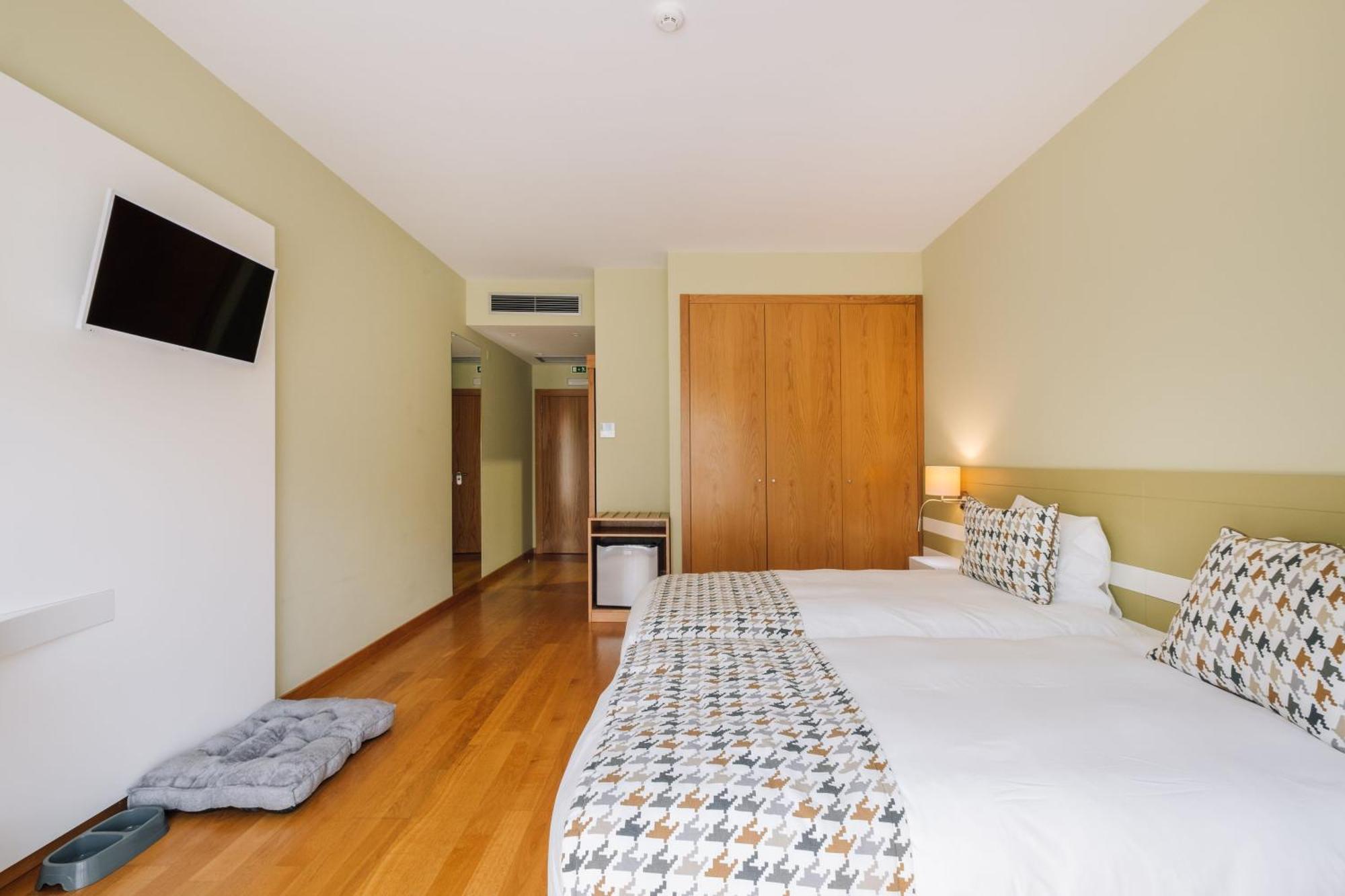 Alva Valley Hotel Oliveira do Hospital Bagian luar foto